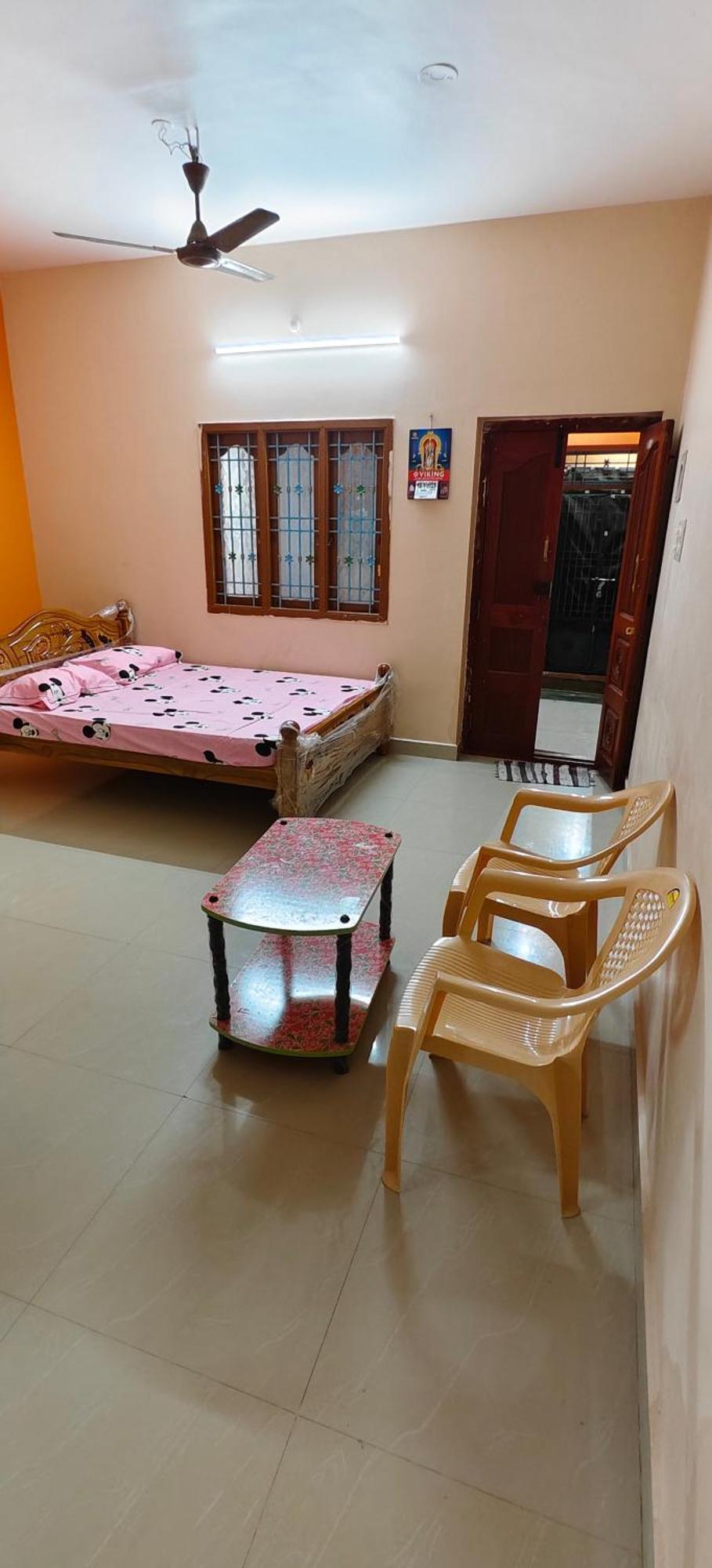 Sri Annai Home Stay I Tiruvannāmalai Exteriér fotografie